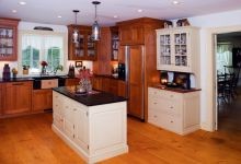 Tin Lantern Colonial