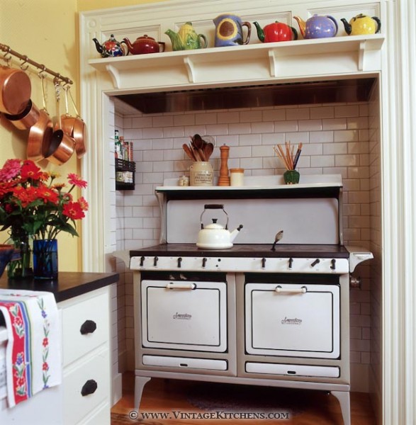 Backsplashes Portfolio - Gallery of Vintage Kitchens Design Projects ...